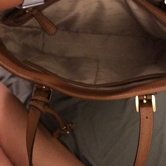 Michael Kors Purse - Picture 4 of 6